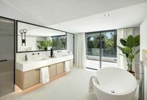 Villa · New Build - Marbella · Málaga