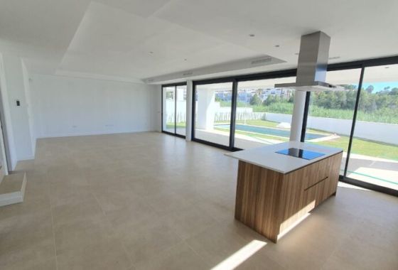 Villa · Obra nueva - Manilva · Málaga