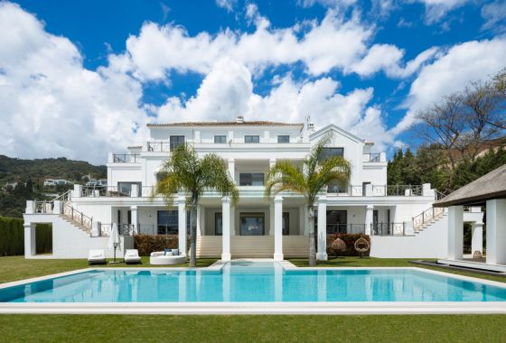 Villa · Obra nueva - Benahavís · Málaga