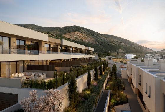 Townhouse · New Build - Fuengirola · Málaga