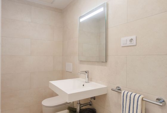 Apartment · New Build - Fuengirola · Málaga