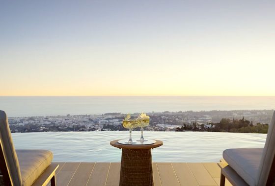 Apartment · New Build - Benahavís · Málaga