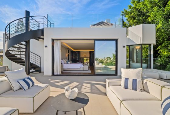 Villa · New Build - Marbella · Málaga