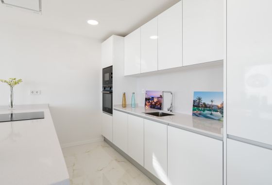 Apartment · New Build - Estepona · Málaga