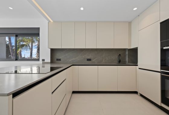 Neue Gebäude - Apartment - El Paraíso - Costa del Sol