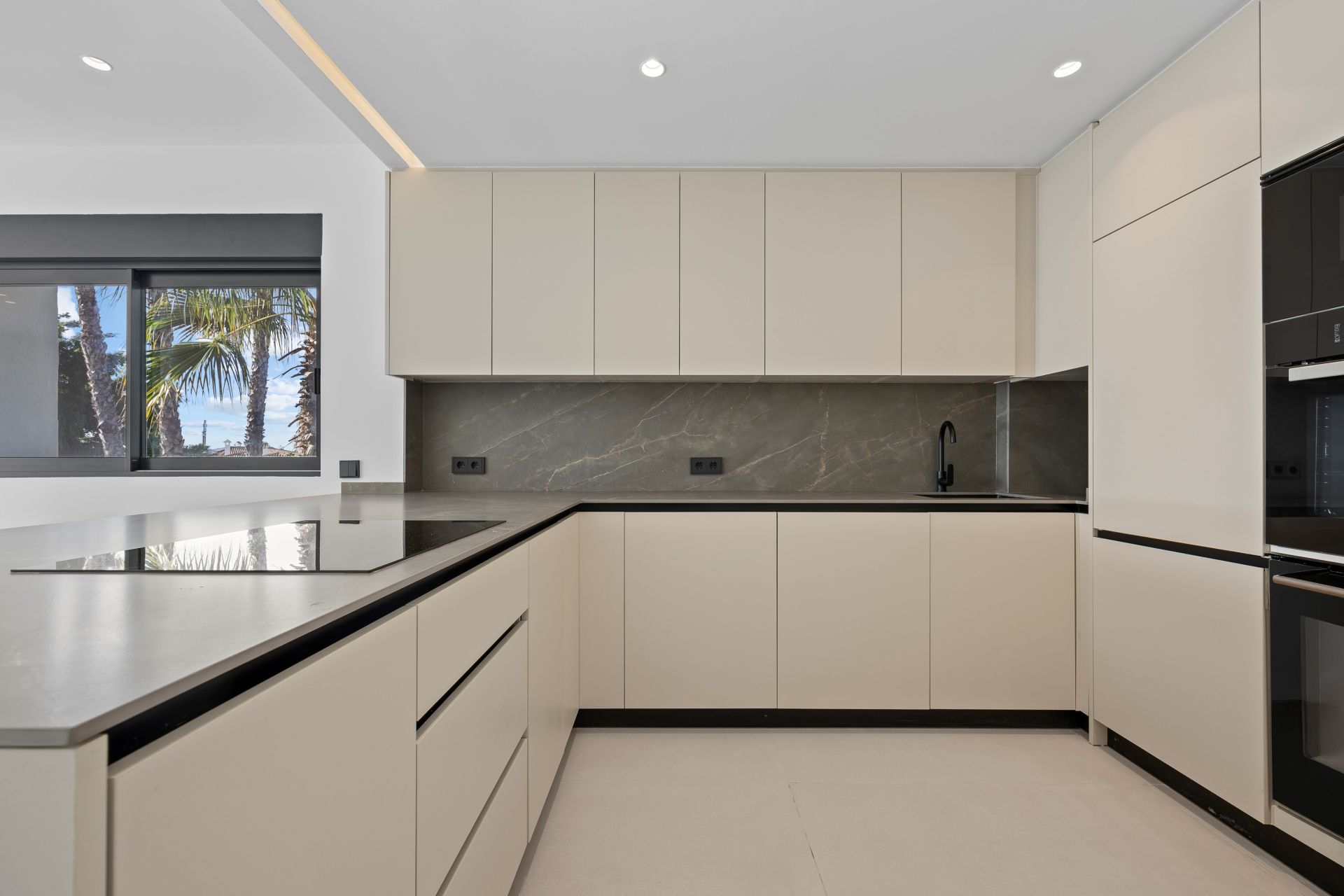 Neue Gebäude - Apartment - El Paraíso - Costa del Sol