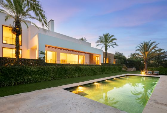 Villa · New Build - Casares · Málaga