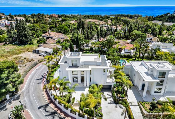Villa · New Build - Marbella · Málaga