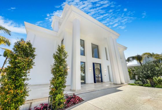 Villa · New Build - Marbella · Málaga