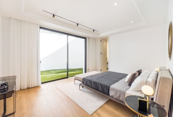 Villa · New Build - Marbella · Málaga