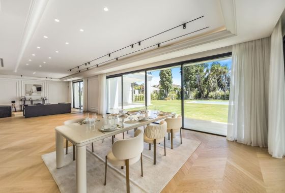 Villa · New Build - Marbella · Málaga