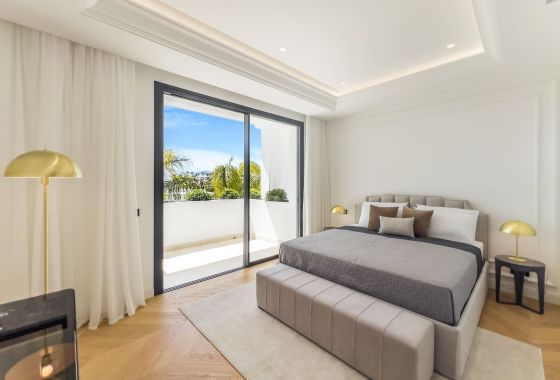 Villa · New Build - Marbella · Málaga