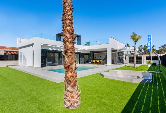 Villa · New Build - La Finca Golf · Alicante
