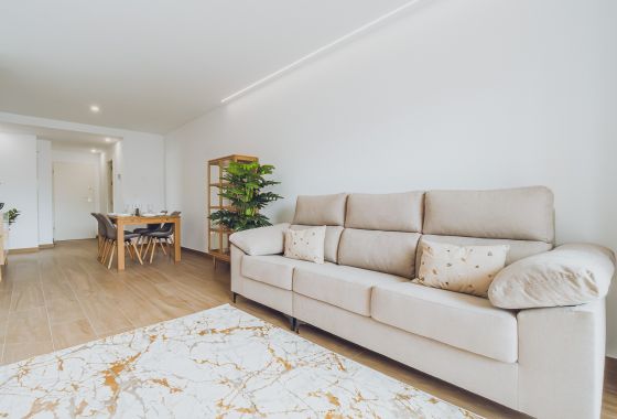 Neue Gebäude - Apartment - Redován