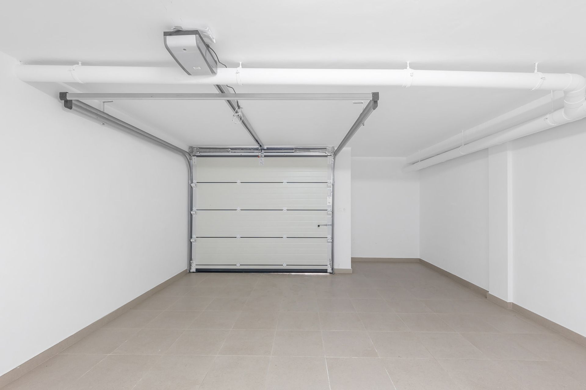 新建筑 - 半独立式洋房 - Rafal