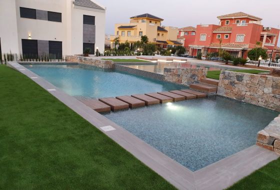 别墅小屋 · 新建筑 - Torrevieja · Alicante