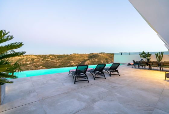 Detached in Rojales