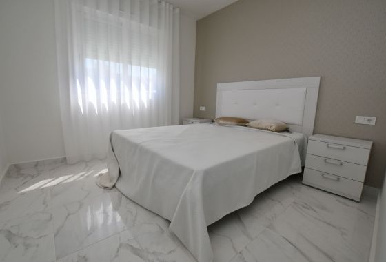 Bungalow · Neue Gebäude - San Miguel De Salinas · Alicante