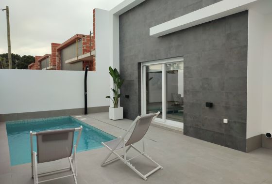 Detached in Balsicas