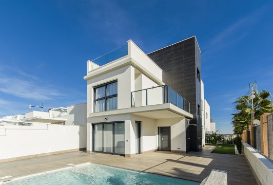 Villa en San Miguel de Salinas