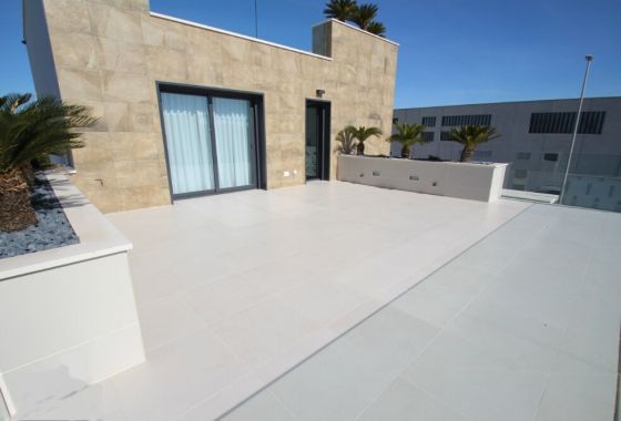 Obra nueva - Villa - San Miguel De Salinas