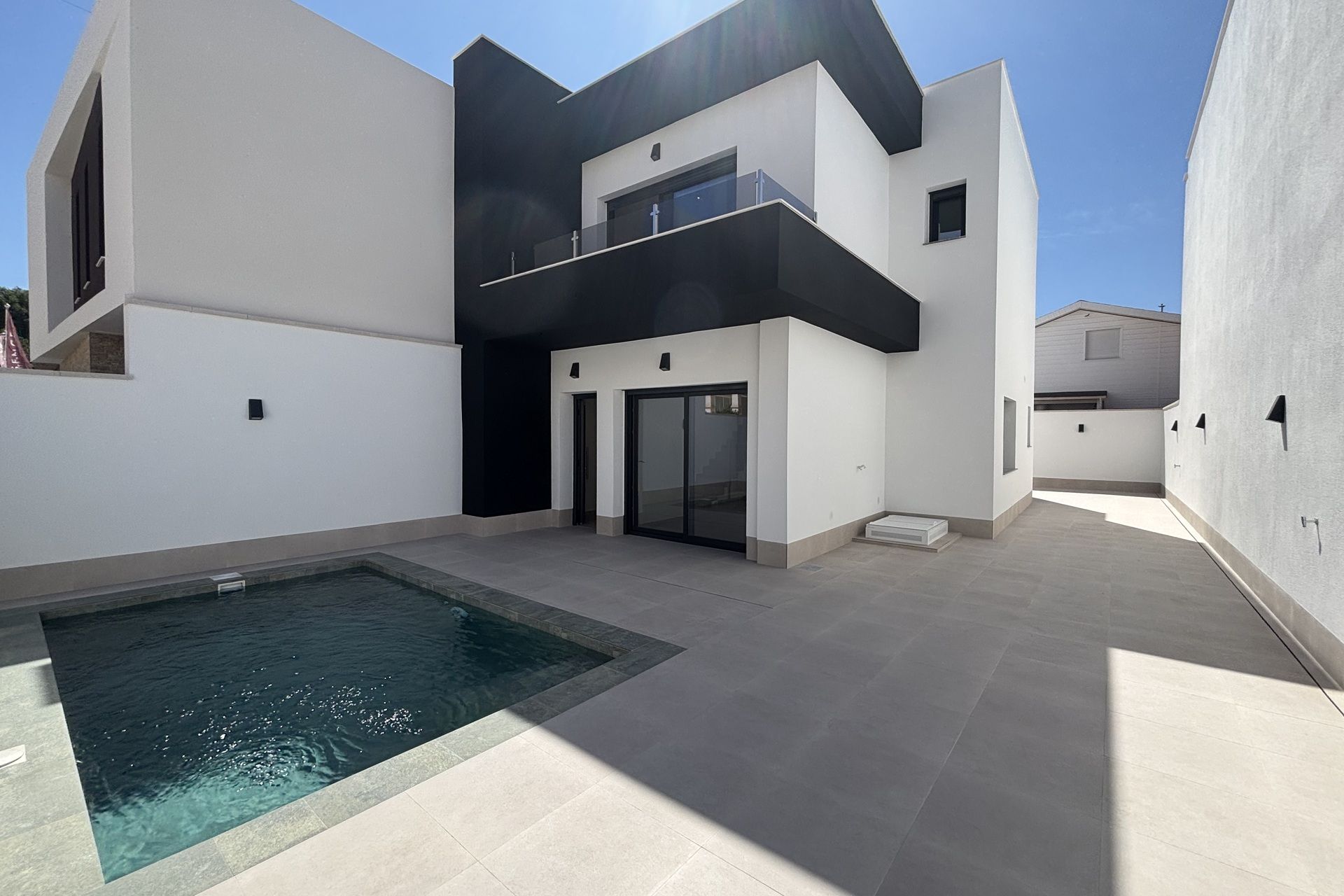 Obra nueva - Villa - Heredades