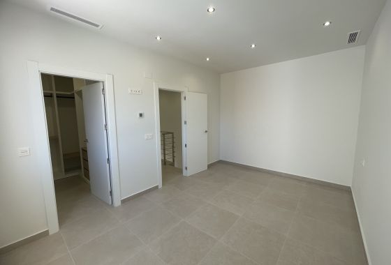 Obra nueva - Villa - Heredades