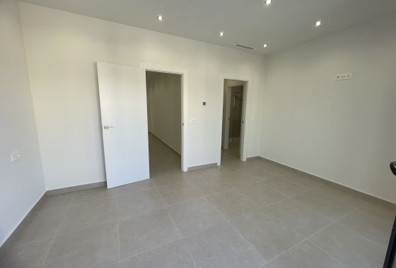Obra nueva - Villa - Heredades