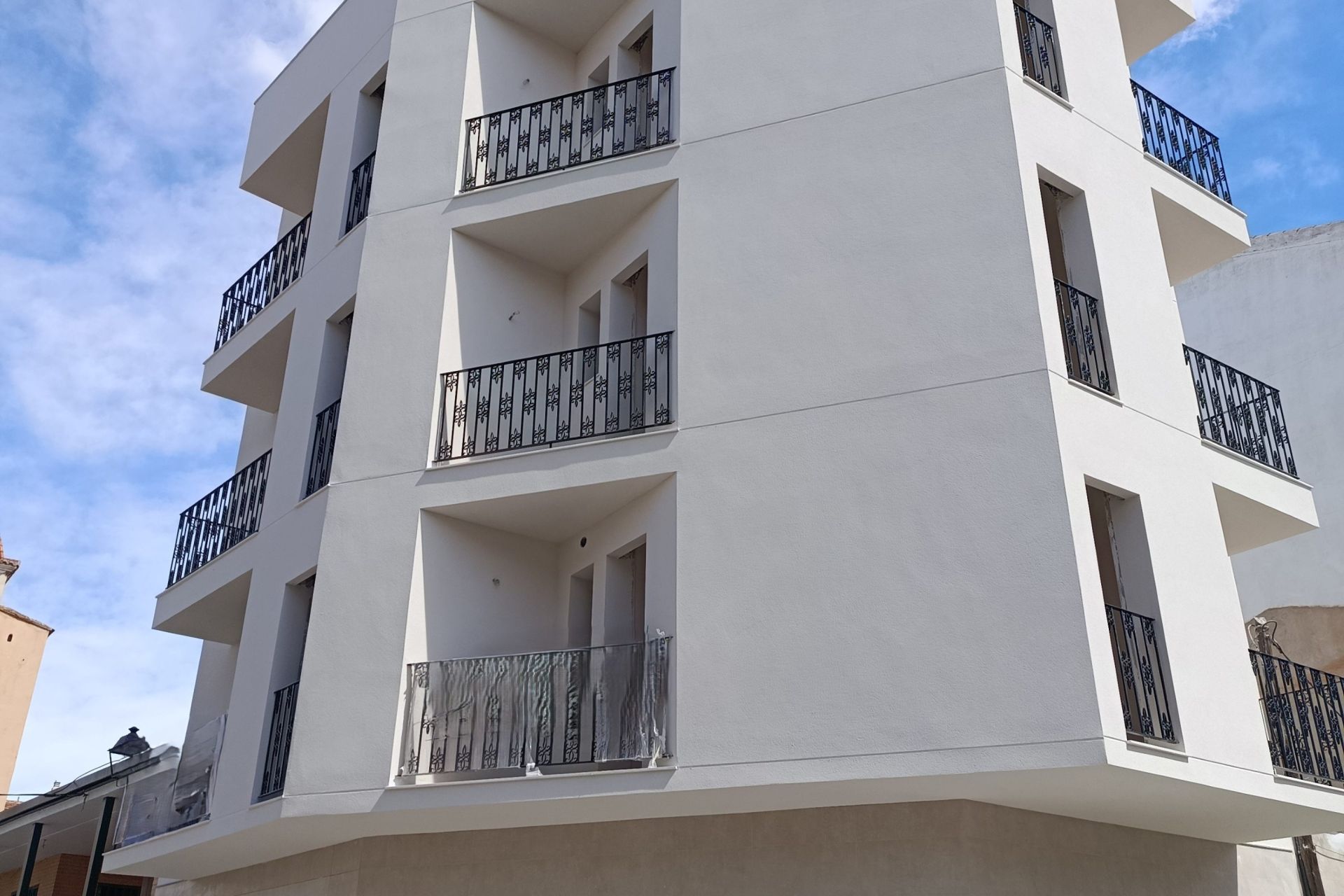 Neue Gebäude - Apartment - Bigastro