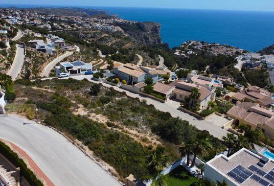 Villa · Neue Gebäude - Cumbre Del Sol · Alicante