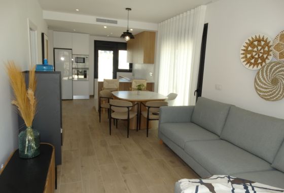 Bungalow · New Build - Pilar De La Horadada · Alicante
