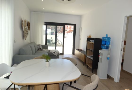 Bungalow · New Build - Pilar De La Horadada · Alicante