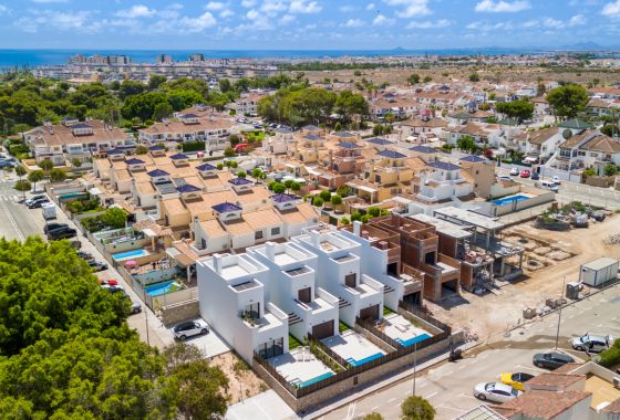 Obra nueva - Villa - Mil Palmeras