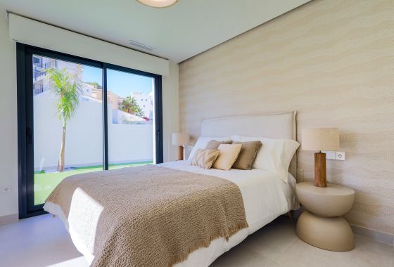 Villa · Obra nueva - Orihuela Costa · Alicante