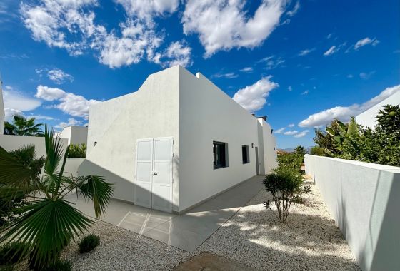 Villa · Obra nueva - Rojales · Alicante