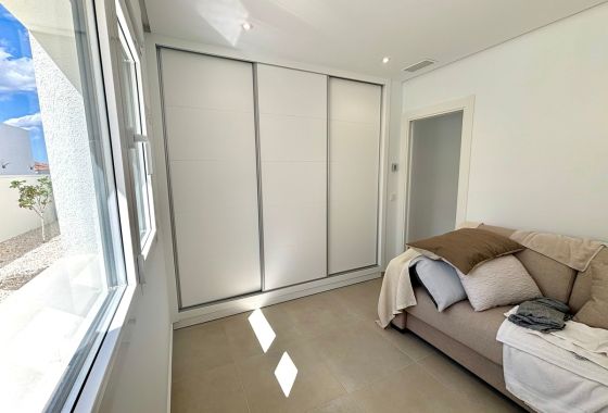 Villa · Obra nueva - Rojales · Alicante