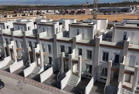 Doppelhaushälfte · Neue Gebäude - Gran Alacant · Alicante