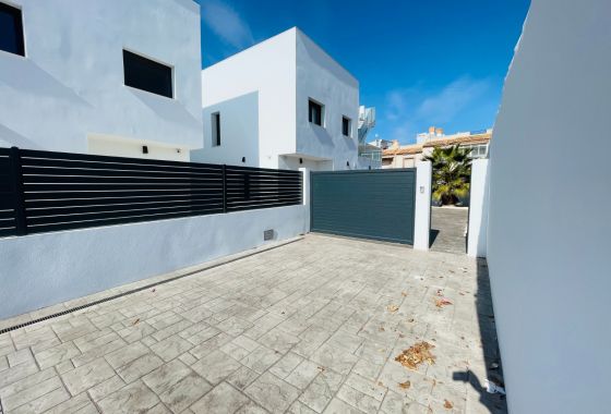 Neue Gebäude - Villa - Torrevieja - Costa Blanca Süd