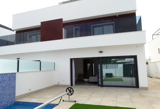 Semi-detached house · New Build - Pilar De La Horadada · Alicante