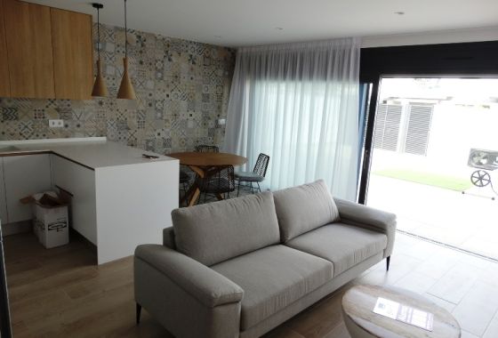 Semi-detached house · New Build - Pilar De La Horadada · Alicante