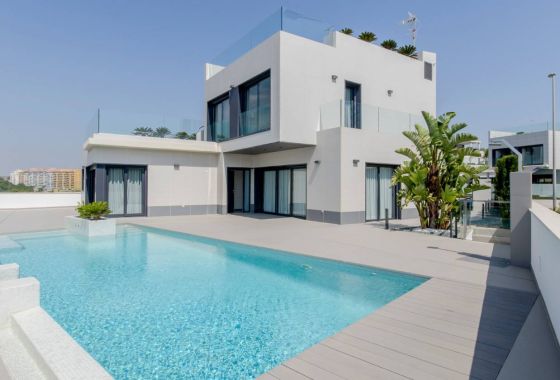 Villa · Obra nueva - Dehesa De Campoamor · Alicante