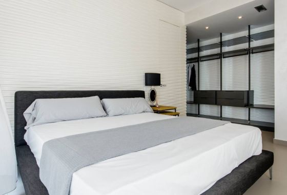 Villa · Obra nueva - Dehesa De Campoamor · Alicante