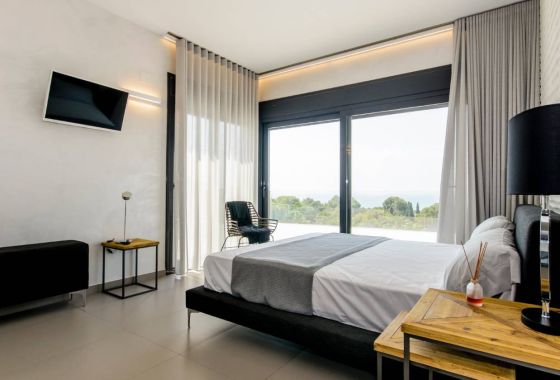 Villa · Obra nueva - Dehesa De Campoamor · Alicante