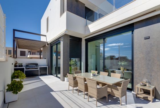 Villa · New Build - Pilar De La Horadada · Alicante