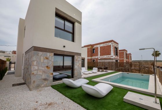 Villa · New Build - La Finca Golf · Alicante