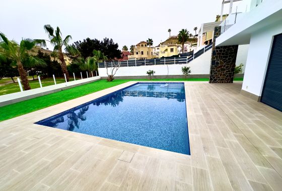 Villa · New Build - Ciudad Quesada · Alicante