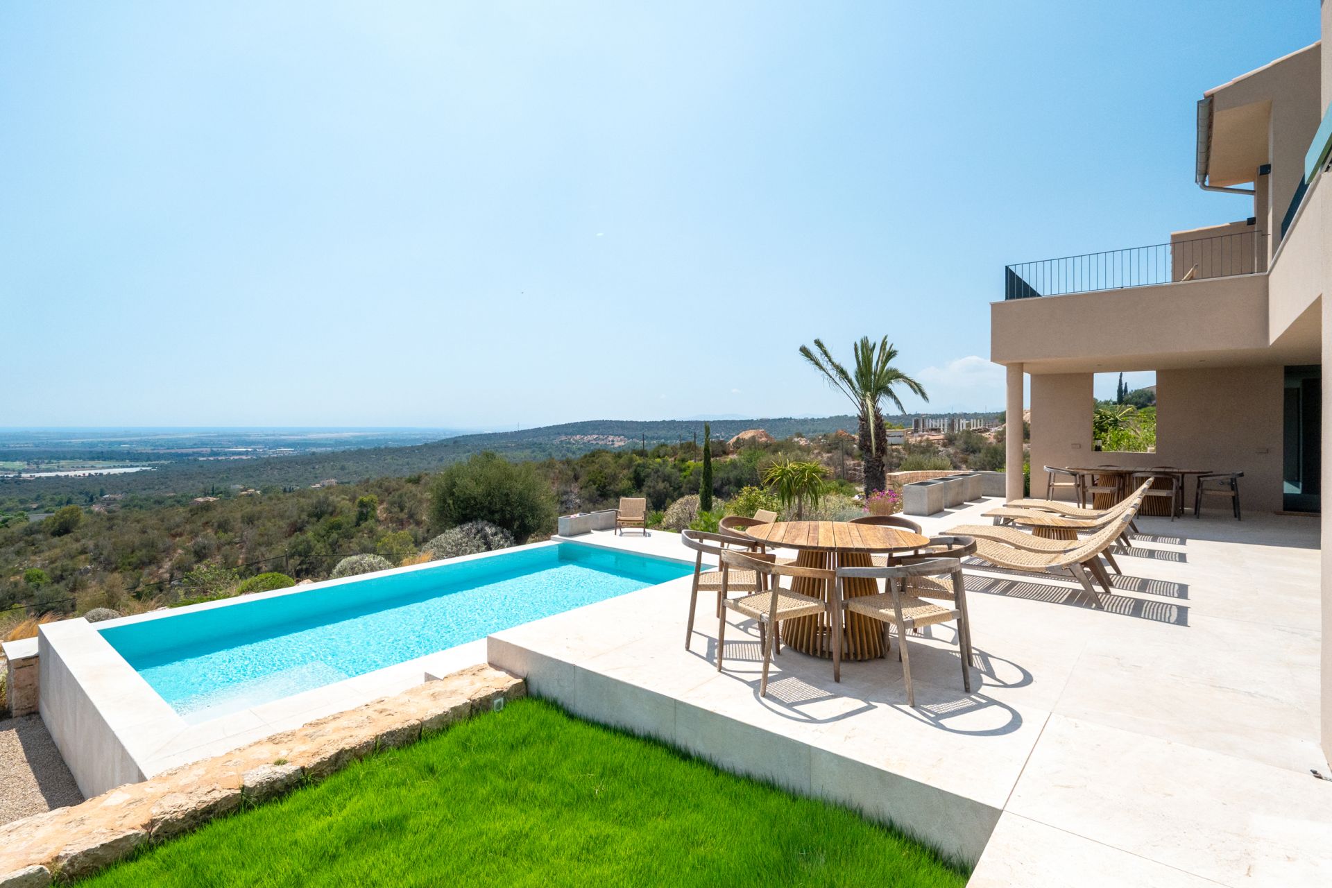 Exclusive Contemporary Rustic Estate in Puntiró, Palma de Mallorca — Image 18