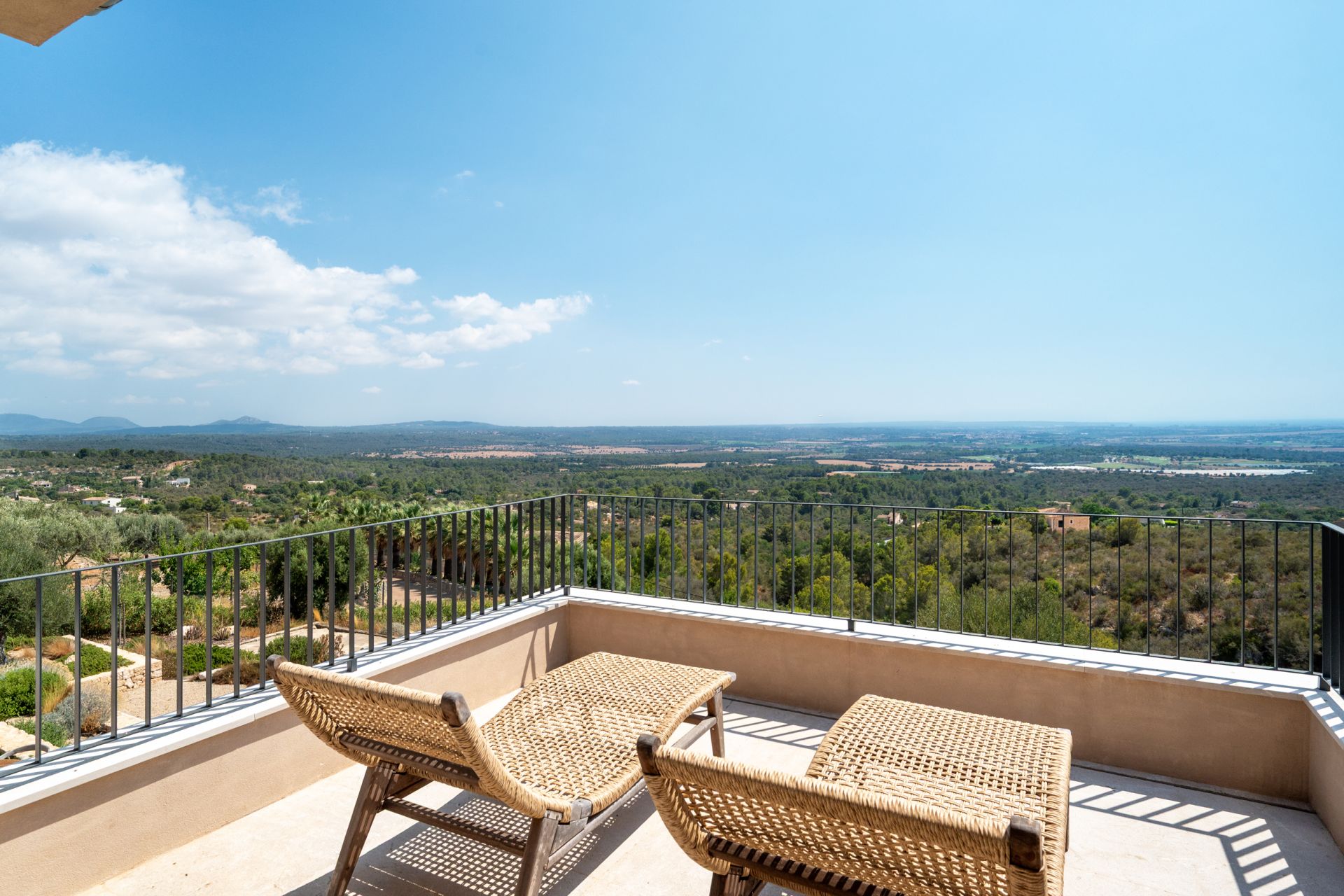 Exclusive Contemporary Rustic Estate in Puntiró, Palma de Mallorca — Image 10