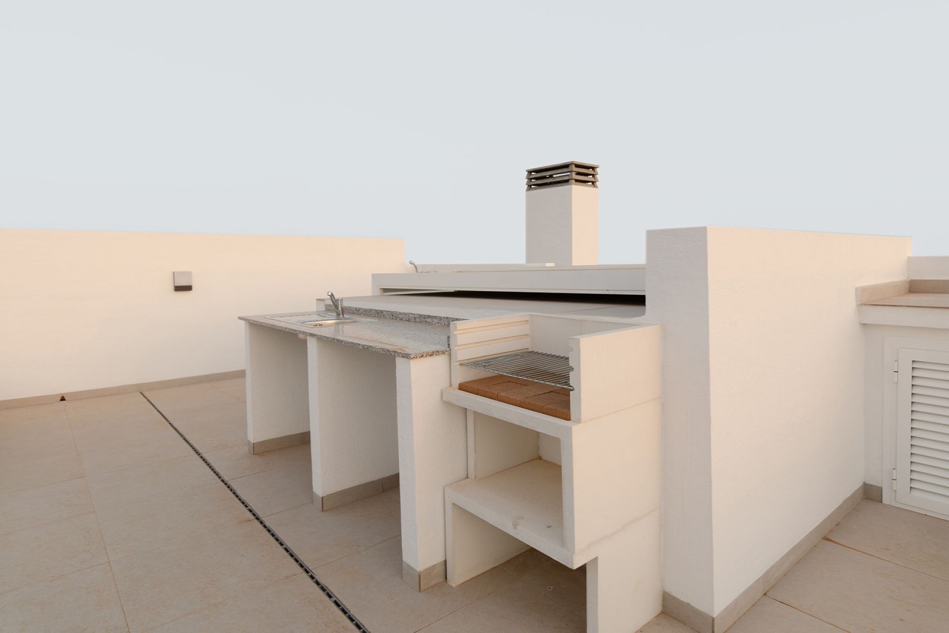 033785 — Image 23