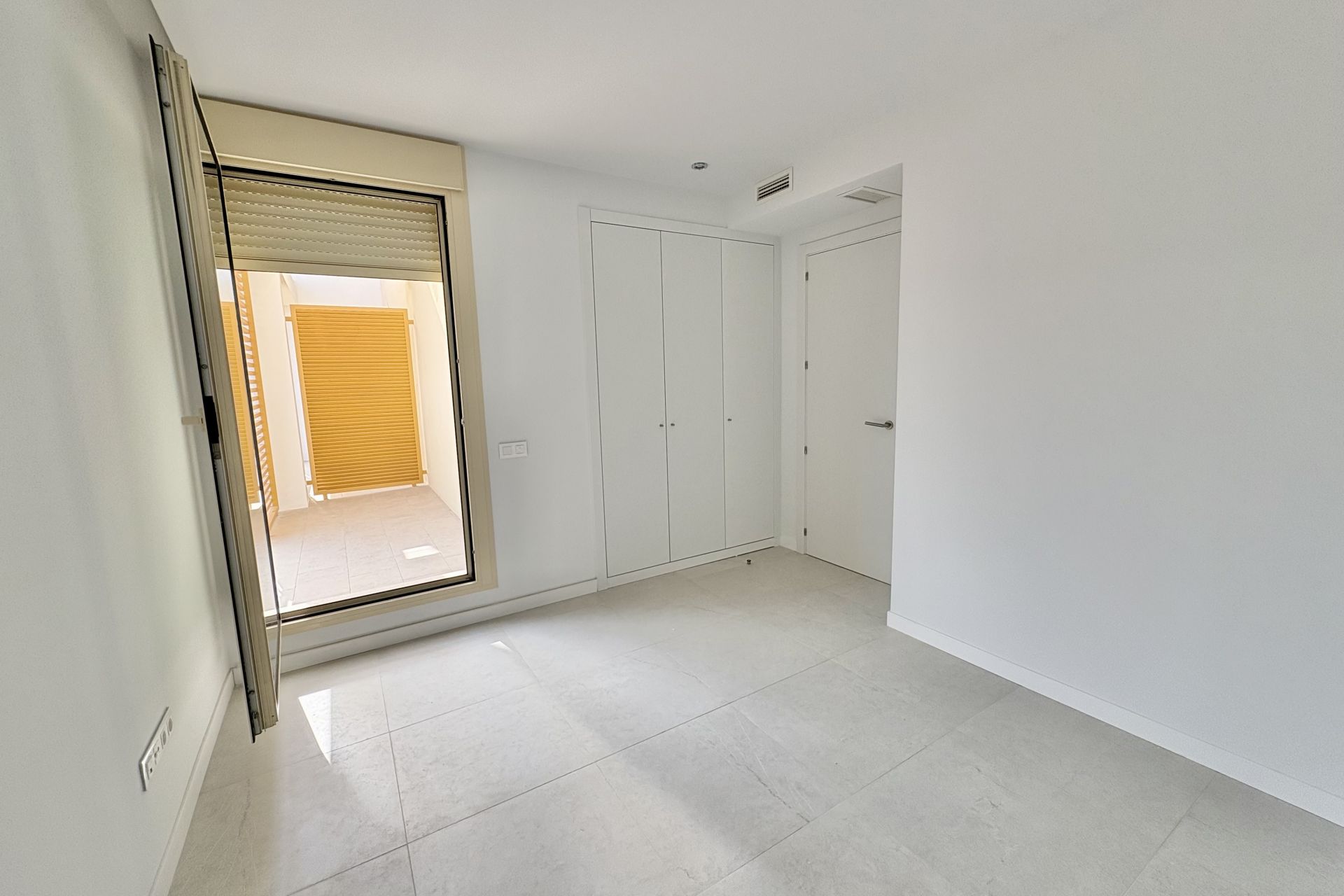 3-bedroom apartment for rent in Palmanova, Calvià — Image 12